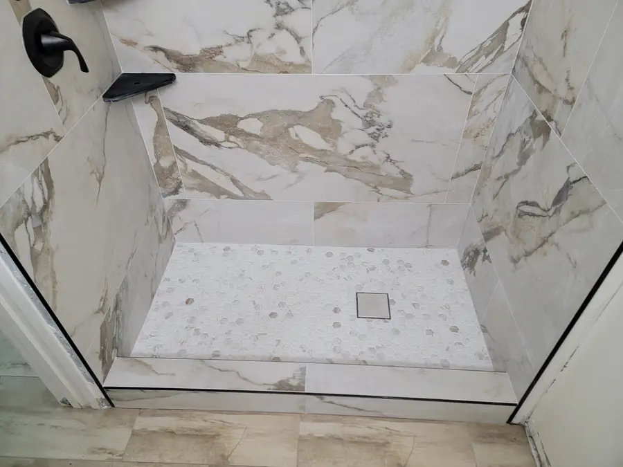 Gold-vein shower