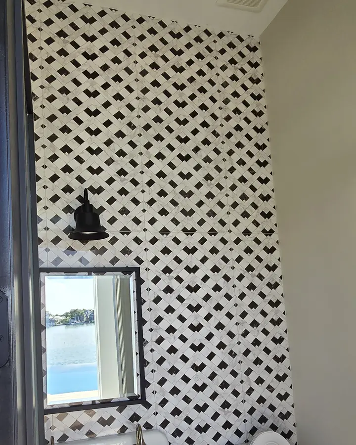 Patterned powder room